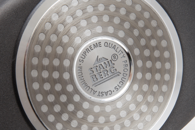 картинка 2510-S STAHLBERG Сковорода овальная 26 от магазина Gipfel