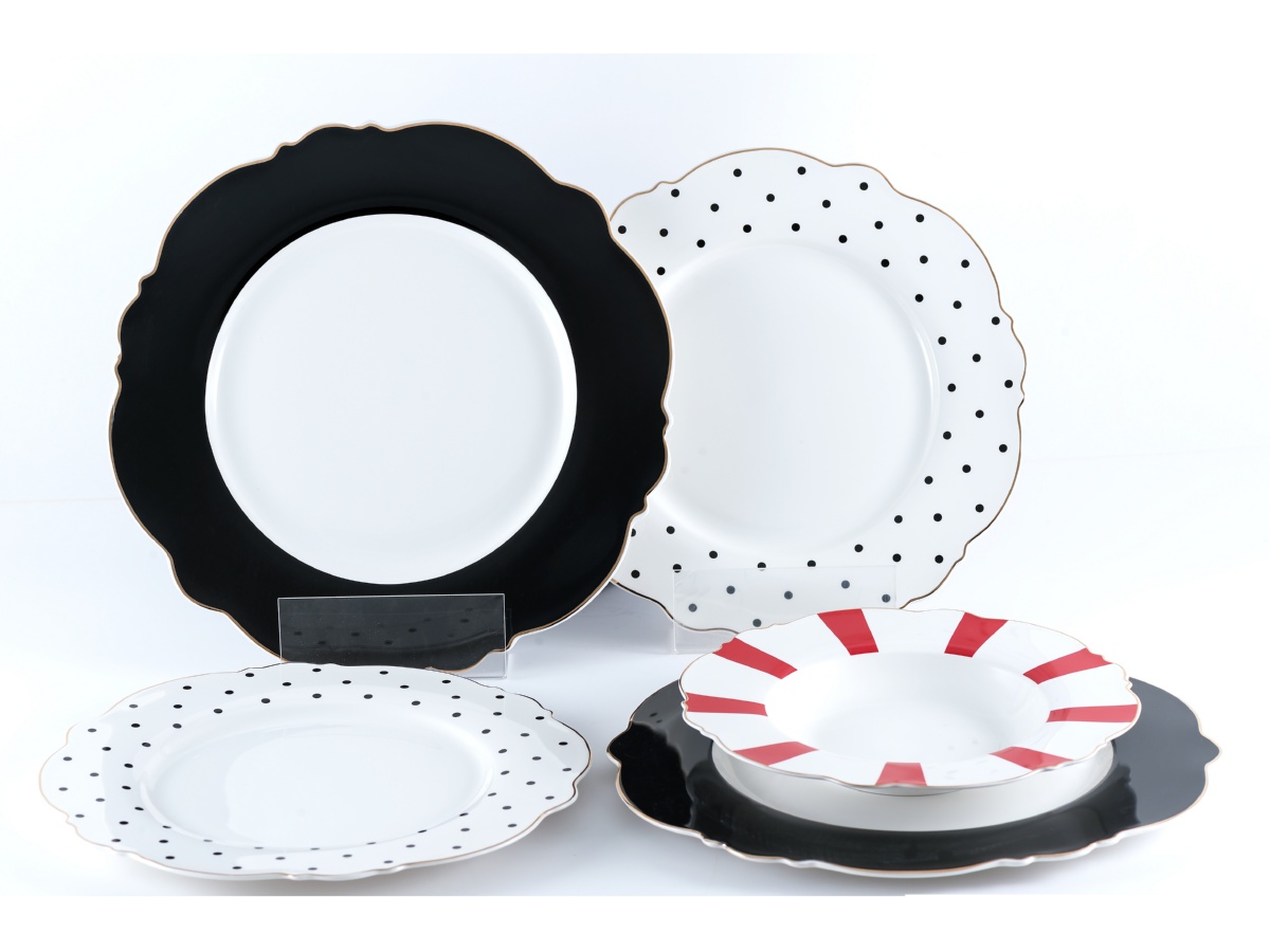 картинка 3872 GIPFEL Сервиз столовый MODERN на 6 персон, 18 предметов (6 обеденных тарелок 31см, 6 закусочных тарелок 28см, 6 суповых тарелок 23см). Материал: костяной фарфор от магазина Gipfel