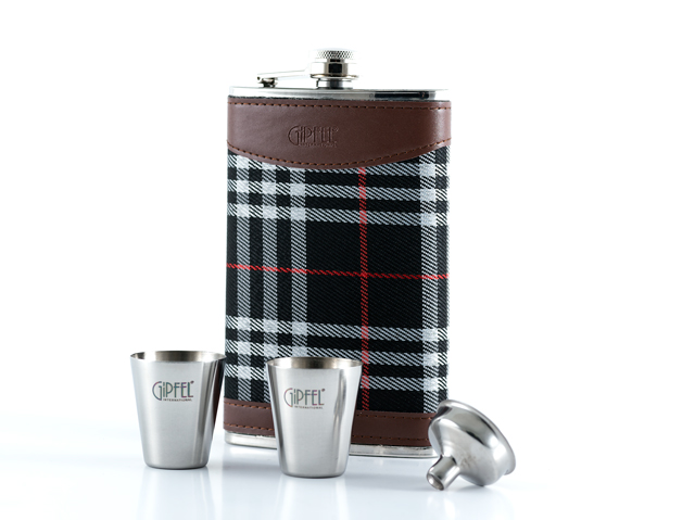 картинка 8291 GIPFEL Набор подарочный из 4 предметов (фляжка 300мл, воронка, 2 стопки). Материал: нержавеющая сталь 18/10, кожа от магазина Gipfel